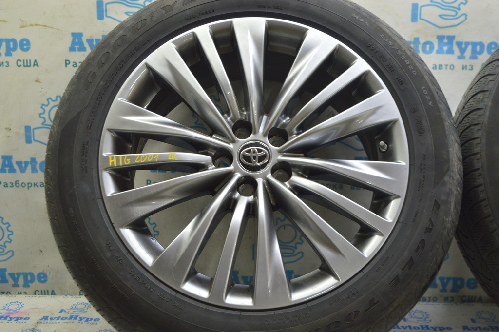 Диск колесный R20 Toyota Highlander 20- (01) 3