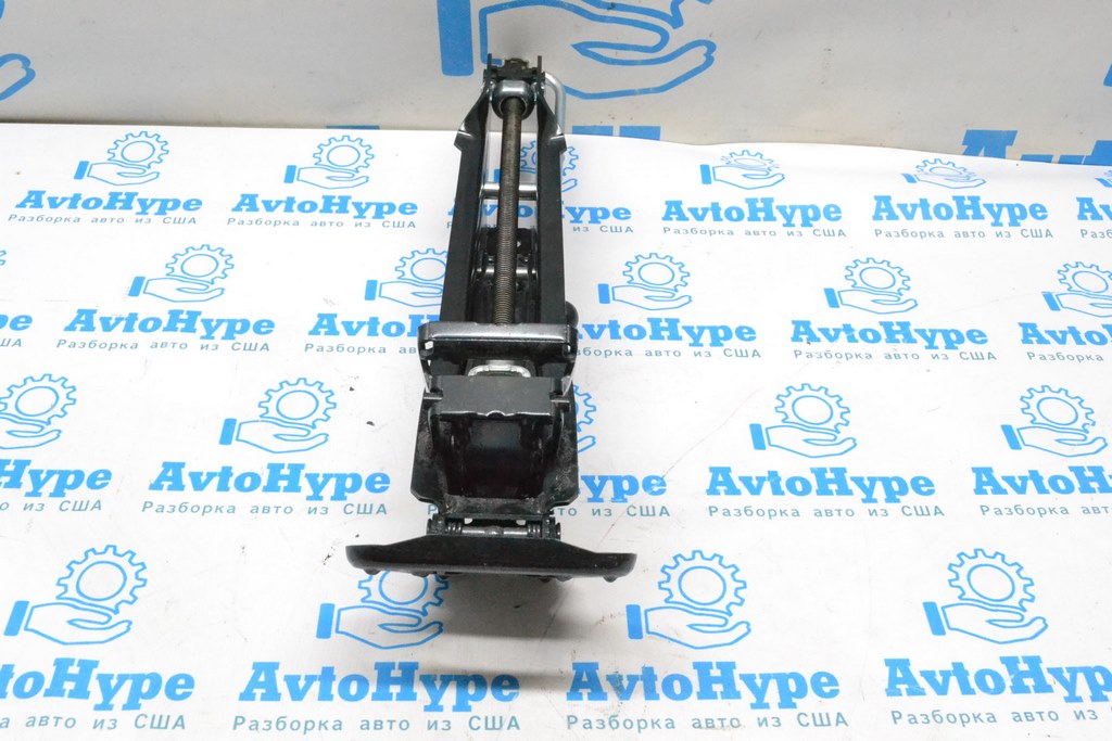 Домкрат Audi Q5 8R 09-17