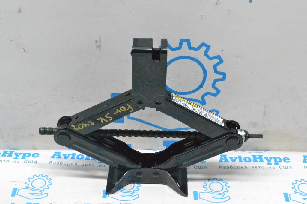 Домкрат Subaru Forester 19-24 SK (02)