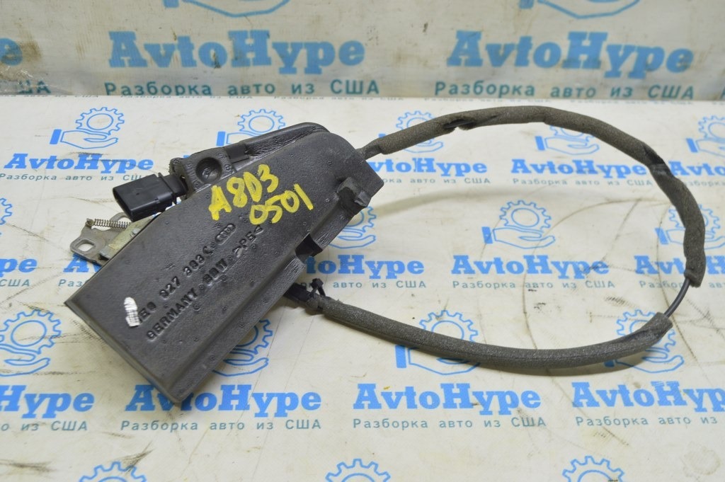 Доводчик замка крышки багажника Audi A8 D3 03-09 с ответной частью замка