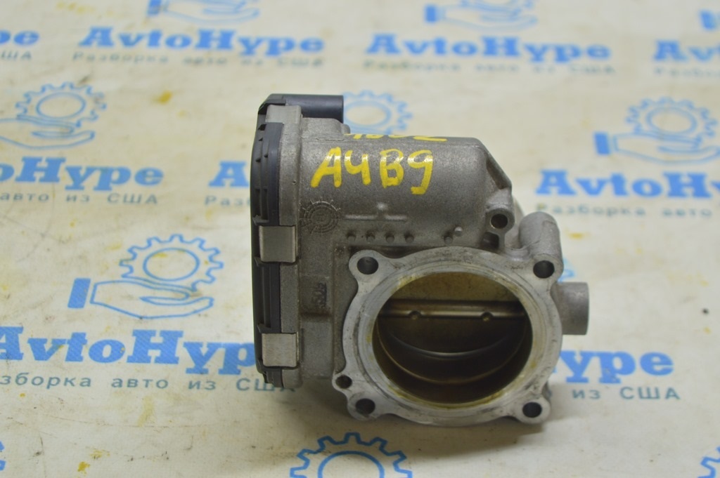 Дроссельная заслонка Audi A4 B9 17- 2.0T (02)