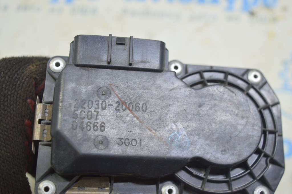 Дроссельная заслонка Lexus RX300 RX330 RX400h 04-09 (02) — фото 3