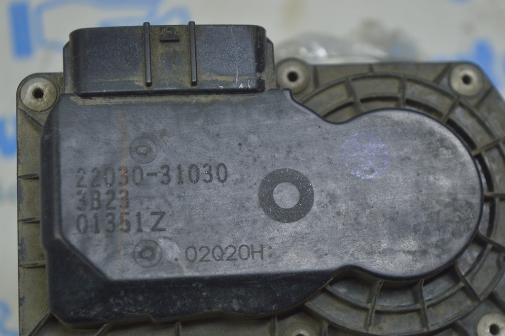 Дроссельная заслонка Lexus RX350 RX450h 10-15 (01) 22030-0P050 — фото 3