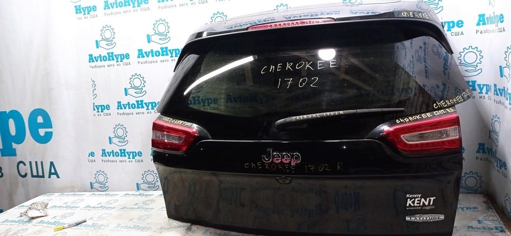 Дверь багажника голая Jeep Cherokee KL 14-18 дорест черная цвет PXR (02) — фото 2