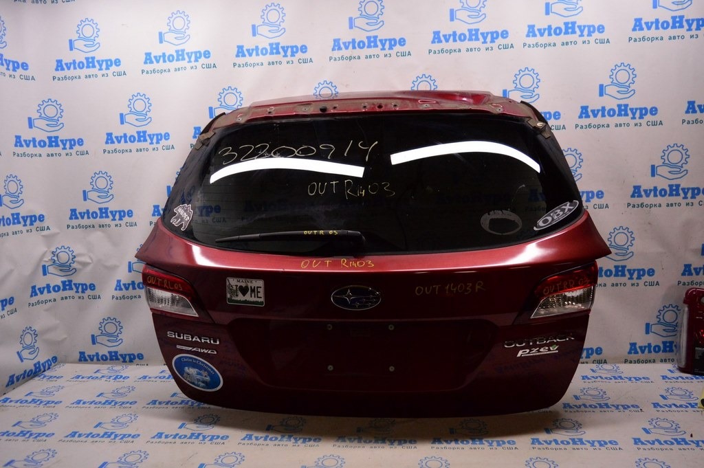 Дверь багажника голая Subaru Outback 15-19 (03) бордовый цвет,деф.сверху под спойлером