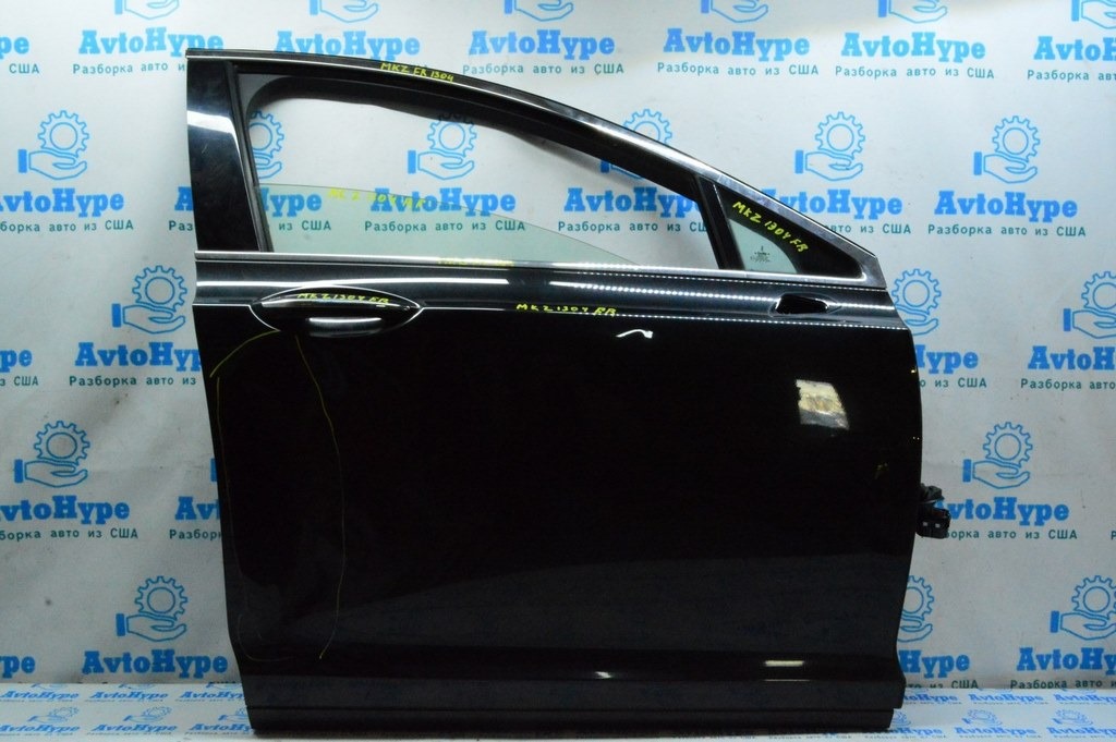 Дверь голая перед прав Lincoln MKZ 13- черная цвет UH (04) прижата