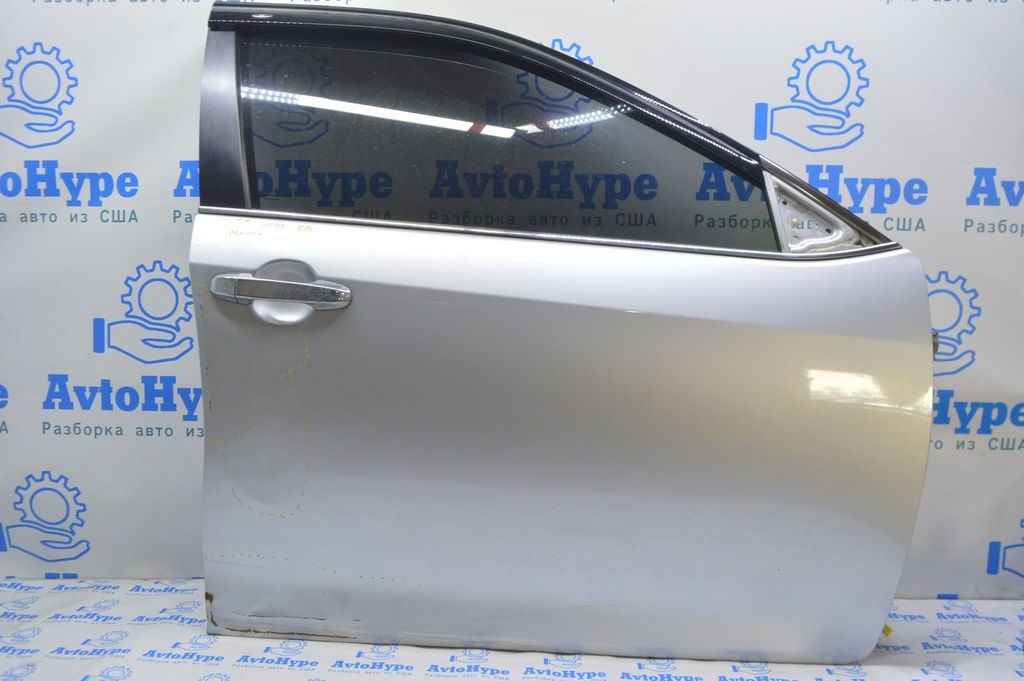 Дверь голая перед прав Toyota Camry v50 12-14 usa\euro (03) серебро замята, ржавчина