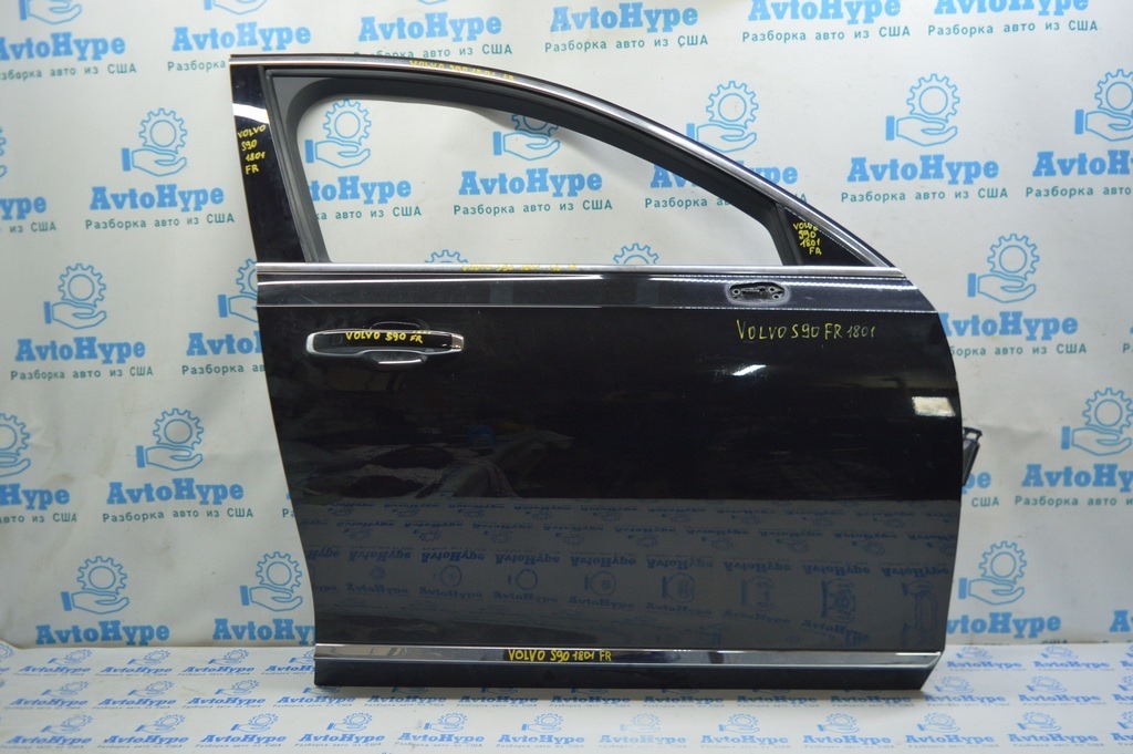 Дверь голая перед прав Volvo S90 16- черный цвет 717 (01)