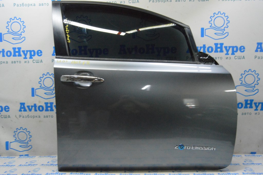Дверь голая передняя правая Nissan Leaf 18- графит (02) в цвет