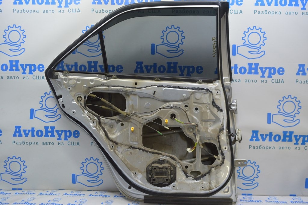 Дверь голая зад лев Toyota Camry v50 12-14 (03) серебро, шпакля, крашена — фото 3