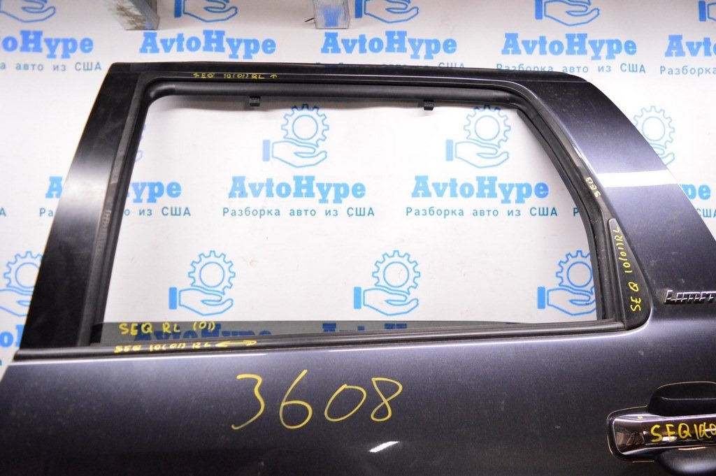 Дверь голая зад лев Toyota Sequoia 2008-2022 (01) цвет графит 1F9 замята кромка сзади — фото 3