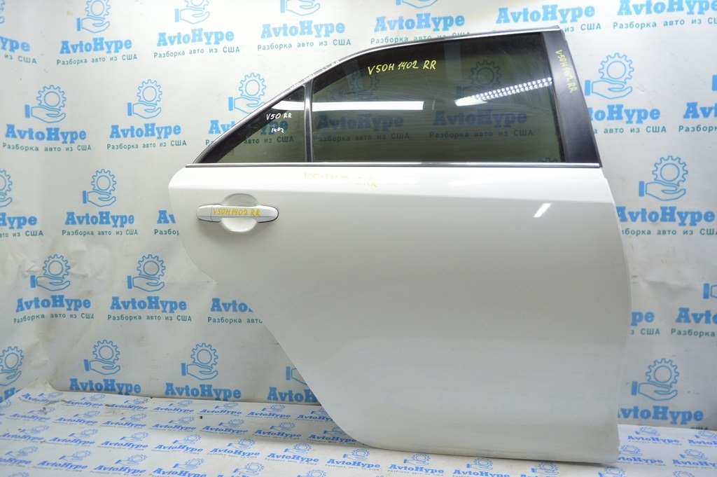 Дверь голая зад прав Toyota Camry v50 12-14 белая (02)