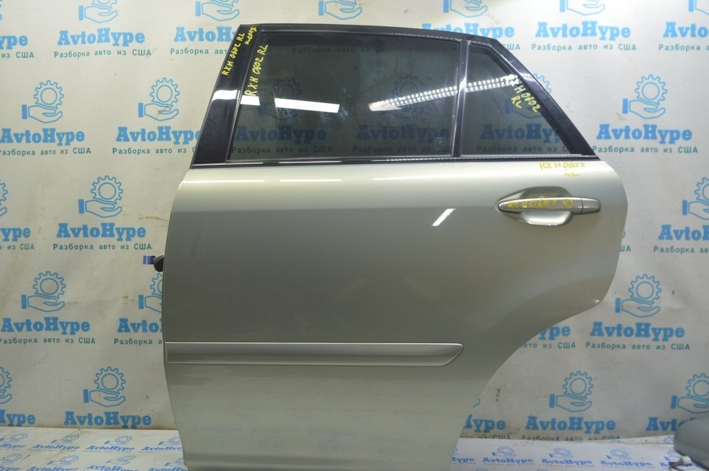 Дверь голая задняя левая Lexus RX300 RX330 RX350 RX400h 04-09 серебро (02)