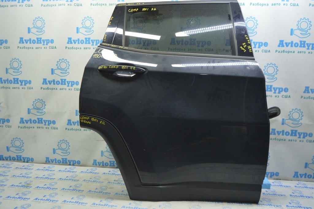 Дверь голая задняя правая Jeep Compass 17- графит (01) в цвет