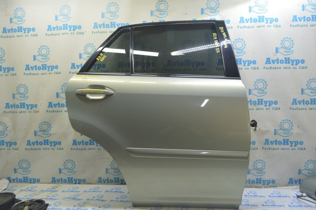 Дверь голая задняя правая Lexus RX300 RX330 RX350 RX400h 04-09 (02) серебро