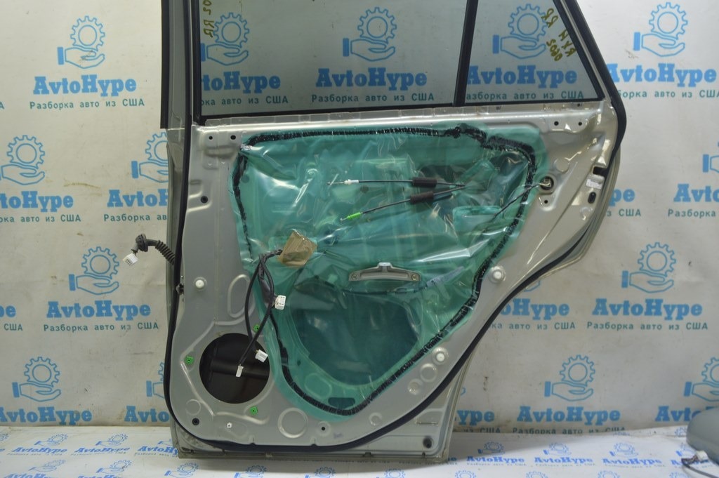 Дверь голая задняя правая Lexus RX300 RX330 RX350 RX400h 04-09 (02) серебро — фото 2