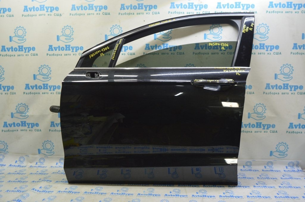 Дверь в сборе передняя левая Ford Fusion mk5 13-20 черный UH (06) без зеркала и карты