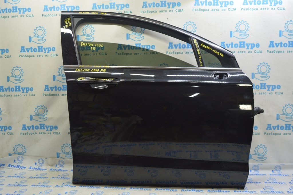 Дверь в сборе передняя правая Ford Fusion mk5 13-20 черный UH (06) без зеркала и карты