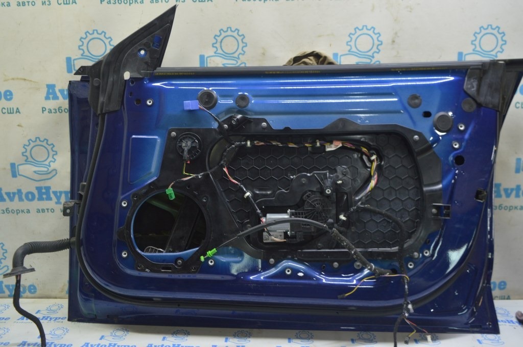 Дверь в сборе передняя правая Tesla Model 3 21- (02) без стекла,зеркала,карты синий цвет — фото 4