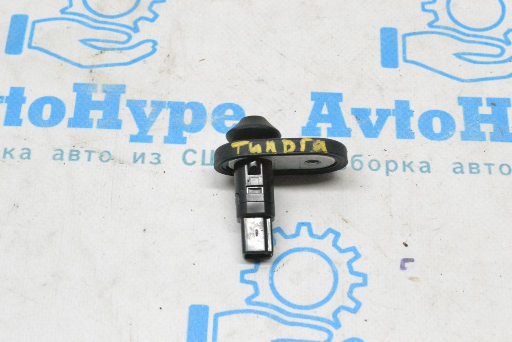 Концевик двери зад прав Toyota Tundra 22-