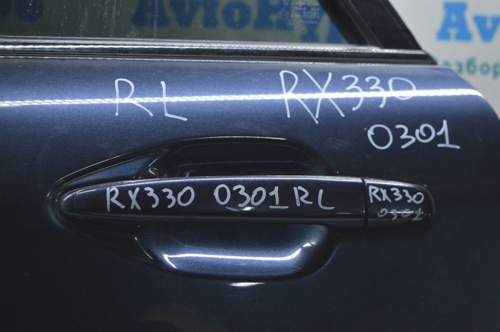Дверь в сборе задняя левая Lexus RX300 RX330 RX350 RX400h 04-09 без карты и динам. (01) в цвет — фото 4
