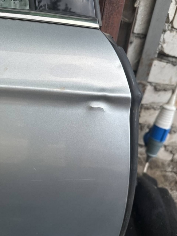 Дверь в сборе задняя правая Ford Fusion mk5 13-20 (05) в цвет серебро UX деф. — фото 3