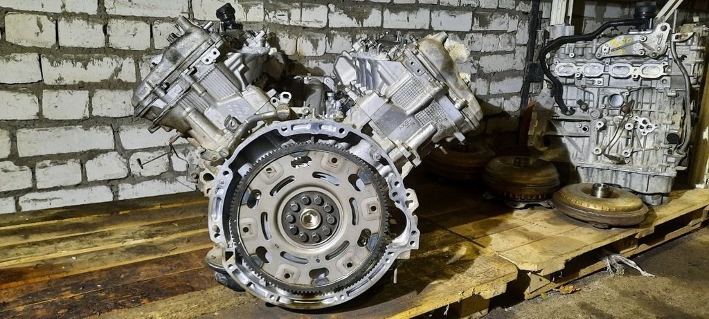 Двигатель 1UR-FSE Lexus LS460 07-12 (01) пробег 150тыс км RWD  на AWD не подойдет