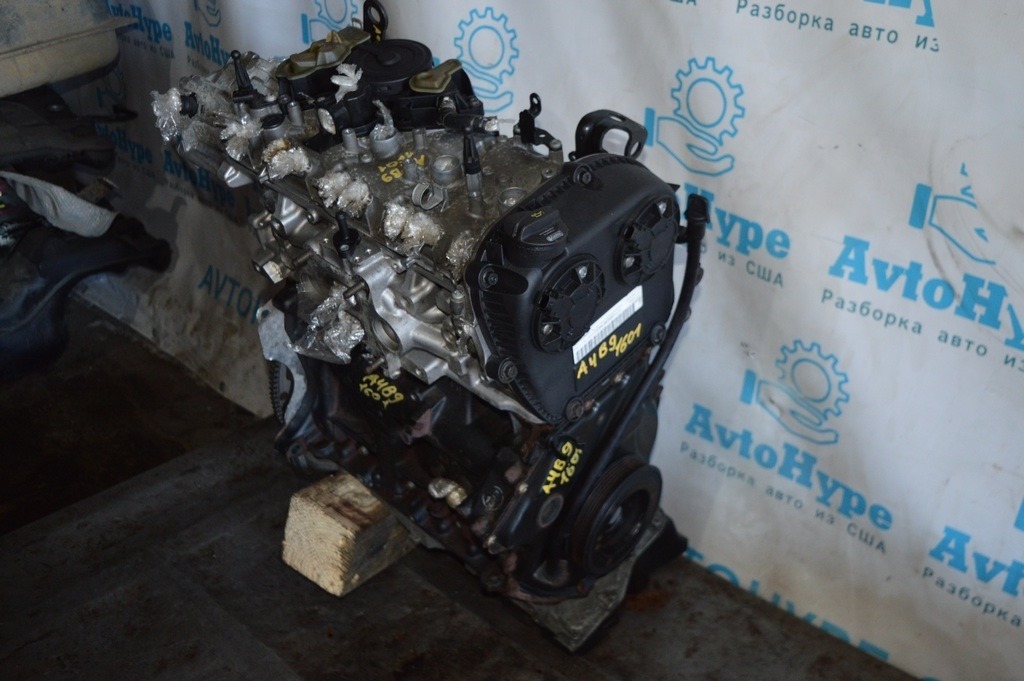 Двигатель Audi A4 B9 17-20 2.0T CYMC 109k (01)
