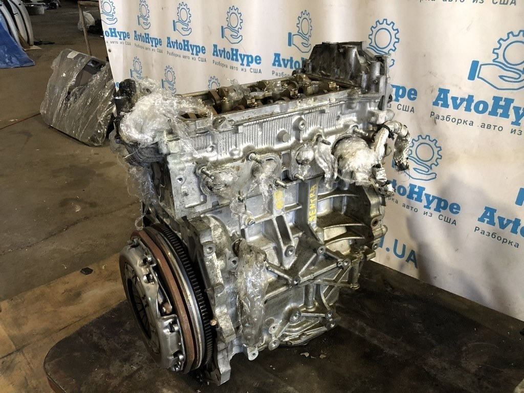 Двигатель Nissan Sentra 13-18 1.6 32 тыс 10 MR16DDT без клапанной крышки