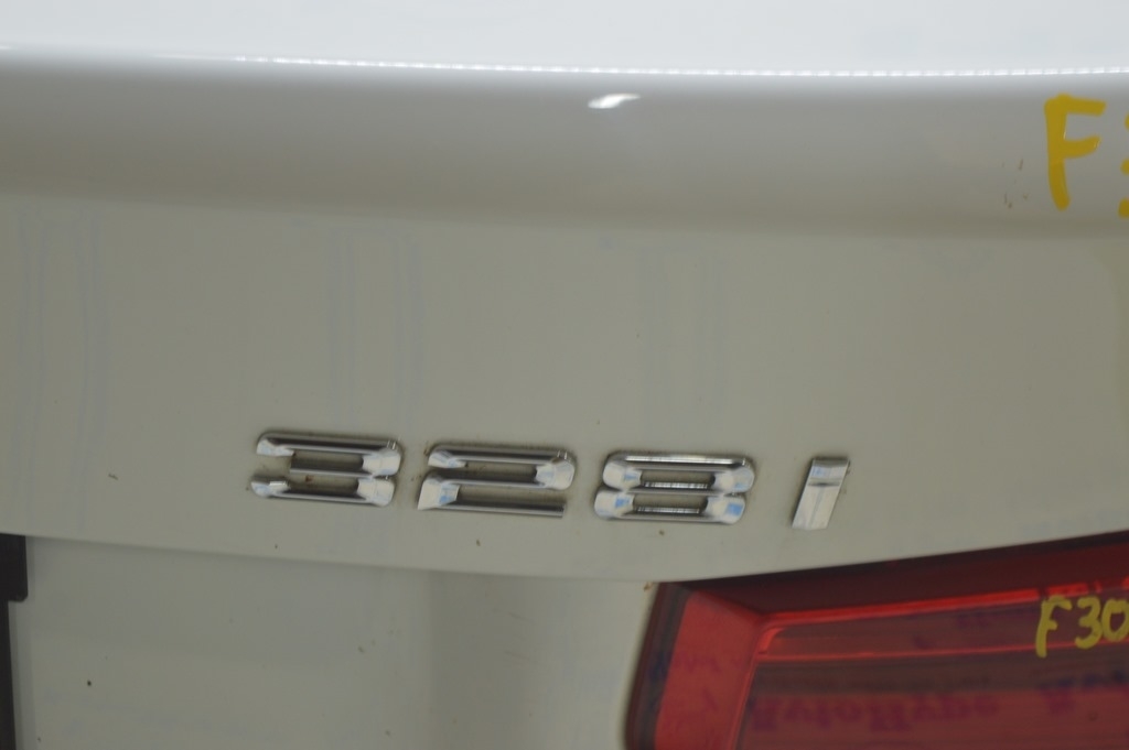 Эмблема надпись 328i крышки багажника BMW 3 F30 12-18