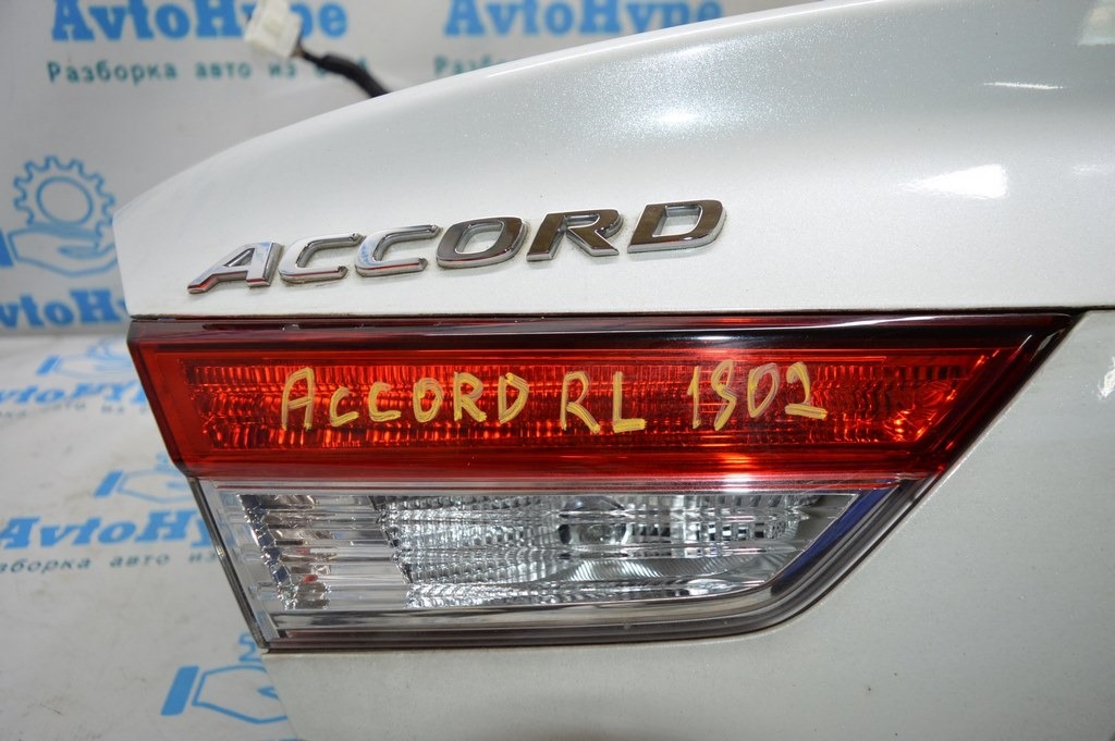 Эмблема надпись Accord крышки багажника Honda Accord 18-