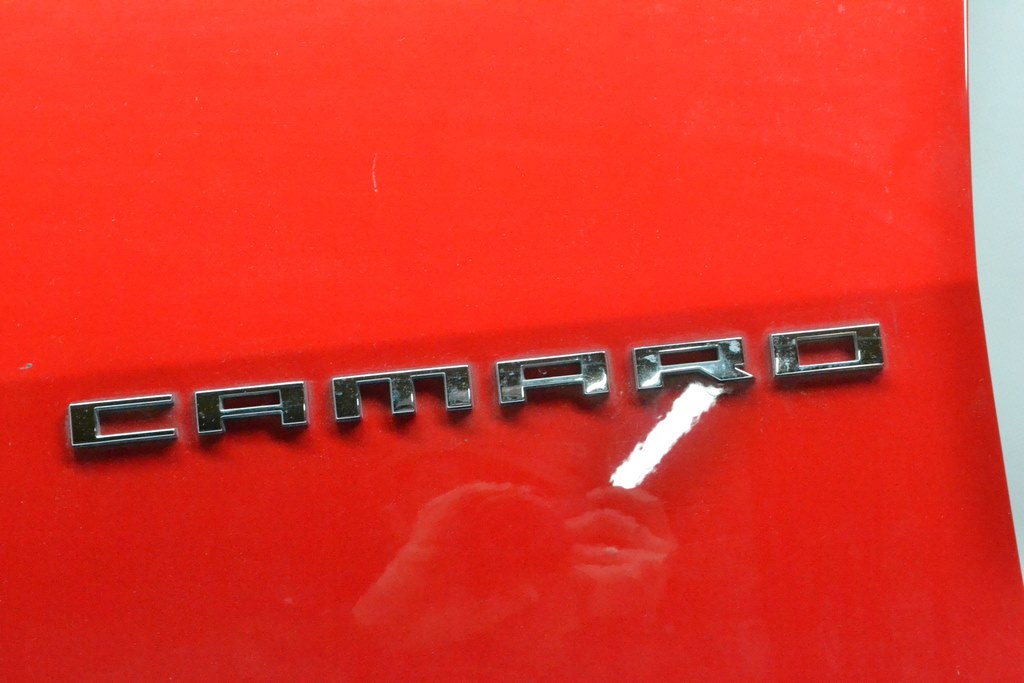 Эмблема надпись крыла левая Chevrolet Camaro 10-15
