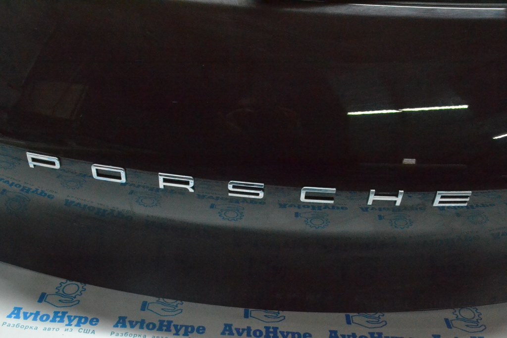 Эмблема надпись "Porsche" двери багажника Porsche Macan 15-26