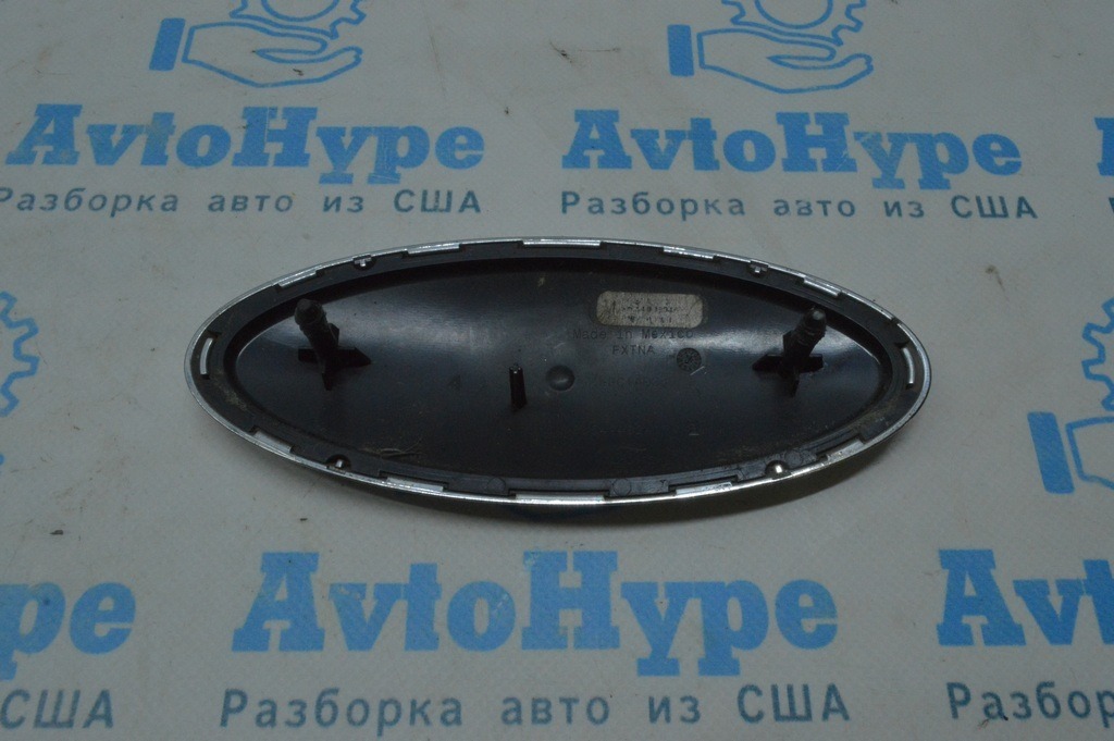 Эмблема решетки радиатора Ford Escape MK3 13-16 — фото 2