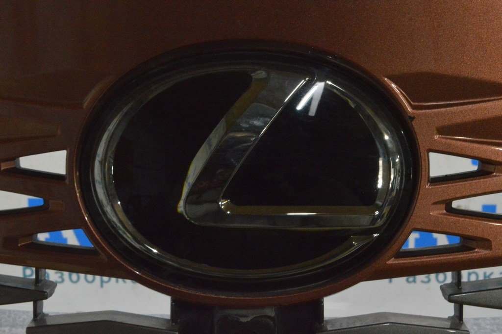 Эмблема решетки радиатора Lexus RX 350/350h/500h 23- под радар