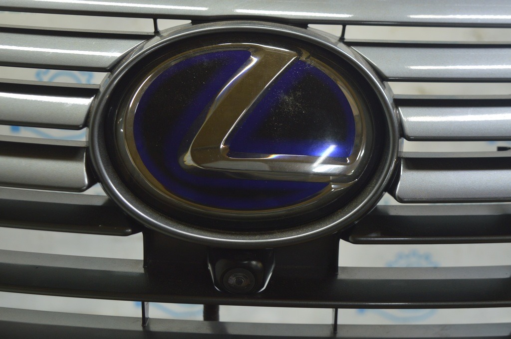 Эмблема решетки радиатора Lexus RX450h 16-19 под радар