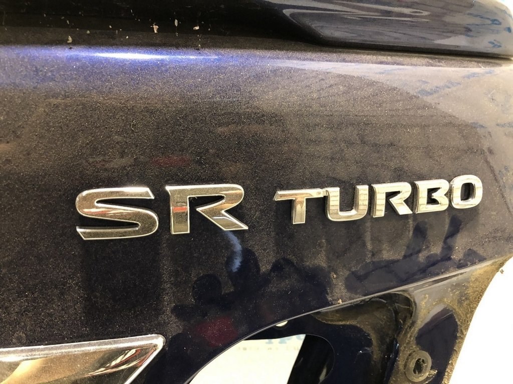 Эмблема SR TURBO крышки багажника Nissan Sentra 13-19