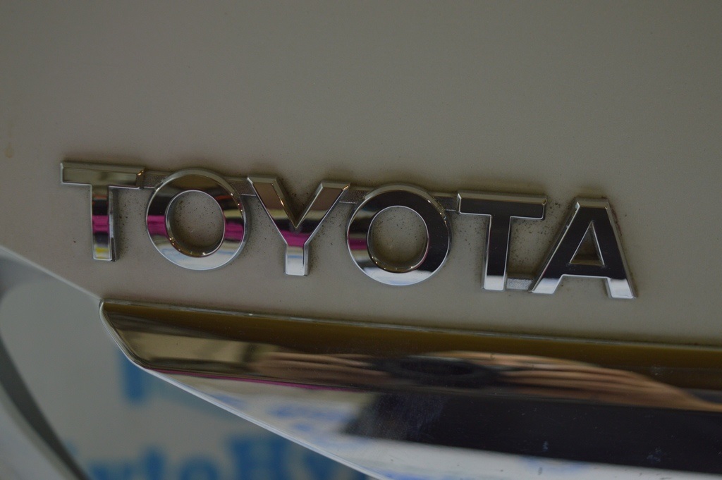 Эмблема TOYOTA крышки багажника Toyota Camry v50 12-14