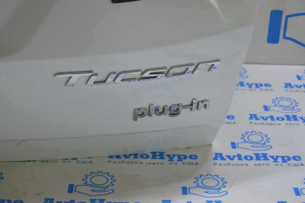 Эмблема TUCSON двери багажника Hyundai Tucson 22-