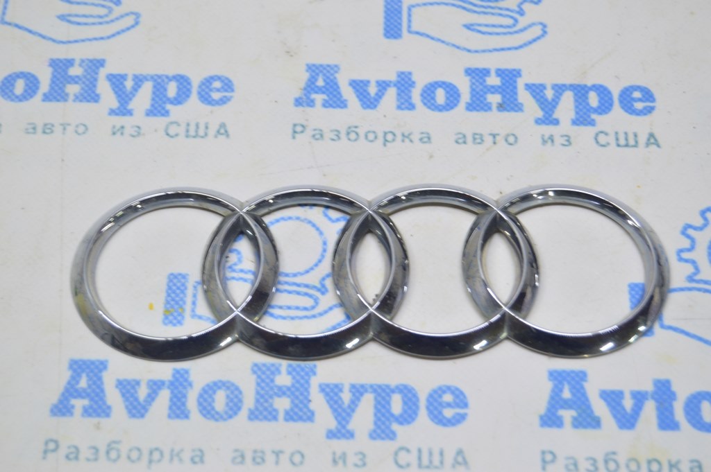Эмблема значок кольца задний Audi Q5 8R 09-17