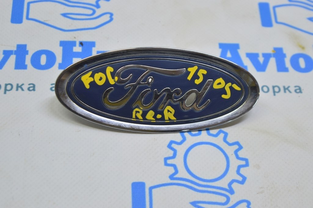 Эмблема значок крышки багажника Ford Focus mk3 11-18 4d