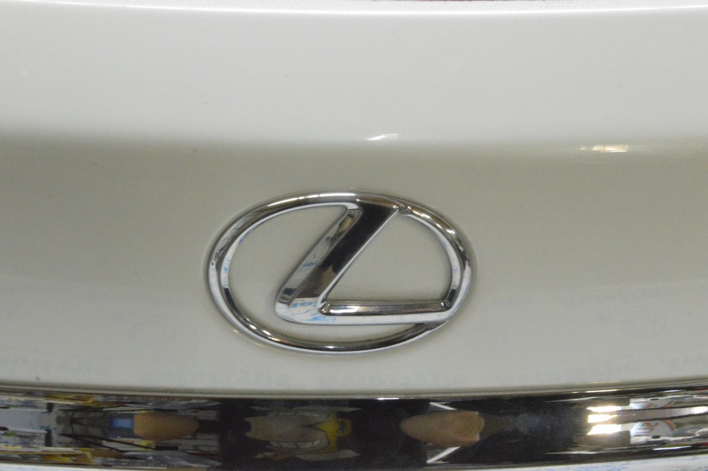 Эмблема значок Lexus двери багажника Lexus RX350 10-15