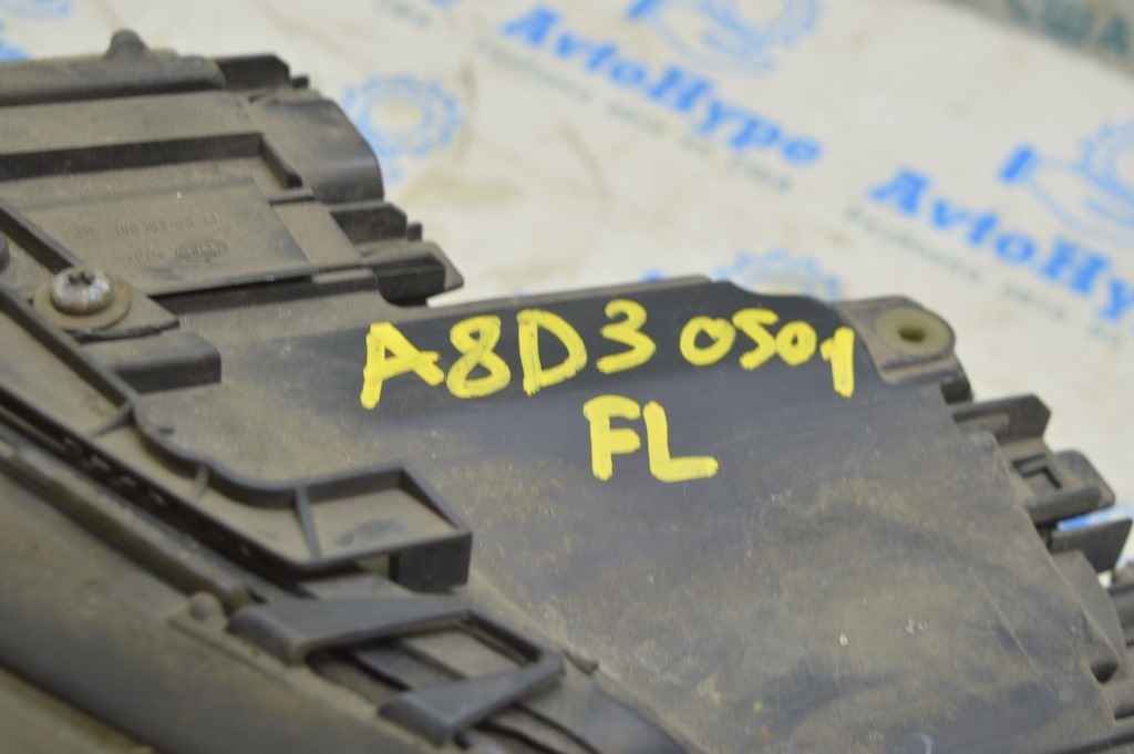 Фара передняя левая Audi A8 D3 03-09 (01) разбито стекло — фото 3