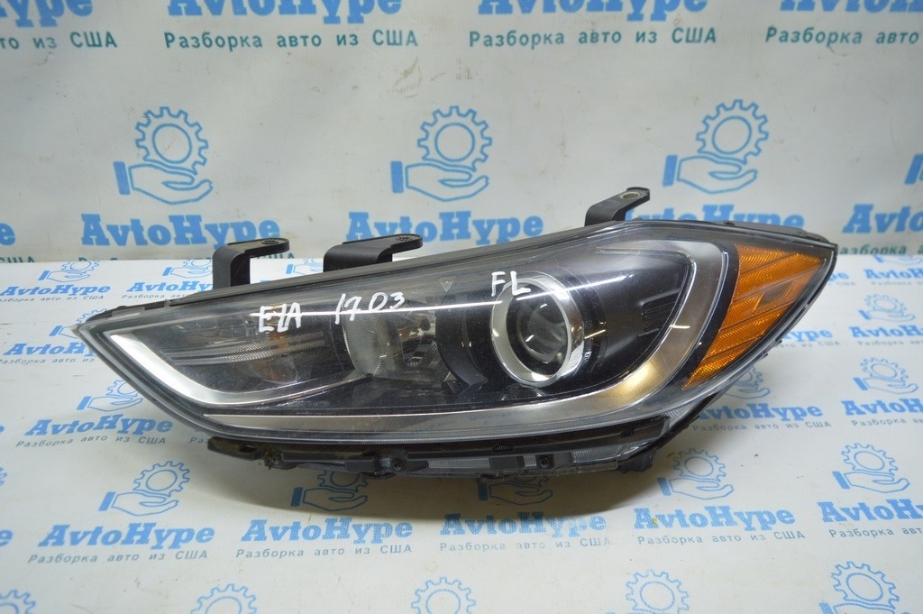 Фара передняя левая HYUNDAI ELANTRA AD 17-18 дорест галоген (03)