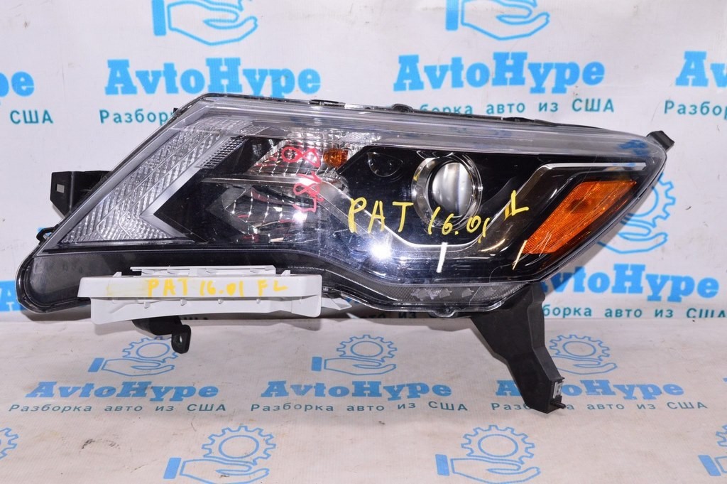 Фара передняя левая Nissan Pathfinder 17-19 рест (01)