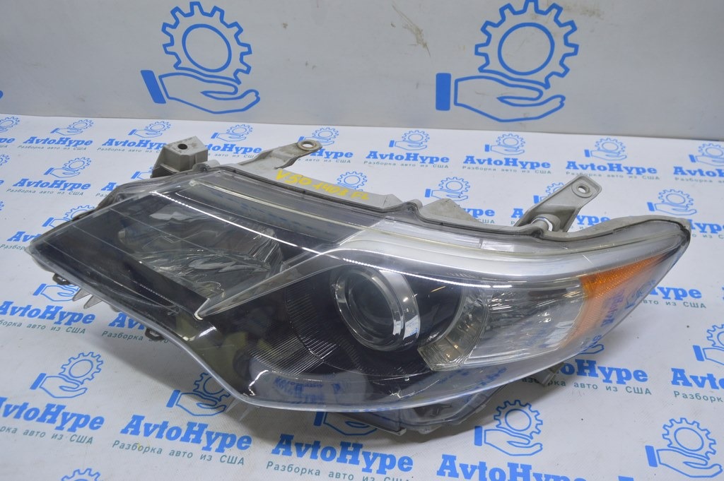 Фара передняя левая Toyota Camry v50 12-14 usa SE (03)
