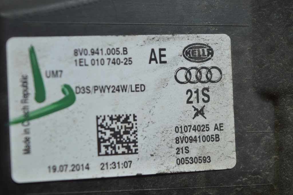 Фара передняя левая в сборе Audi A3 8V 15-16 xenon hid (01) 8V0-941-043-B деф.1 уха — фото 3