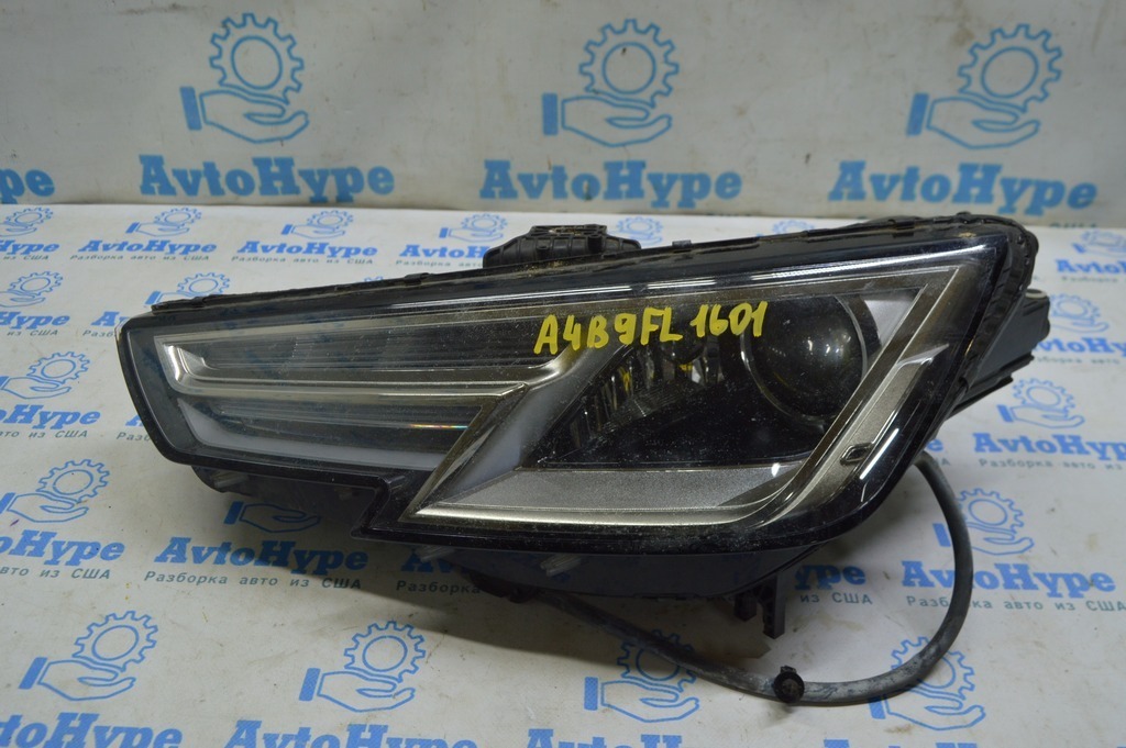 Фара передняя левая в сборе Audi A4 B9 17-19 ксенон+LED (01)
