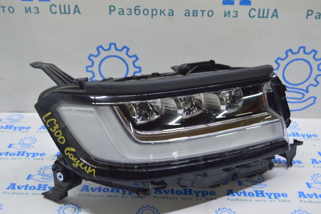 Фара передня права Toyota LC300 21- (01) злам кріпл, без блоків, реаліз Вадим