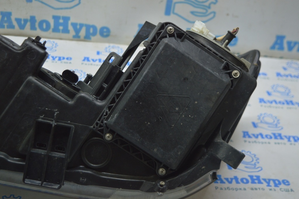 Фара передняя правая в сборе Lexus RX300 RX330 RX350 RX400h 04-09 ксенон без AFS (01) идеал — фото 4